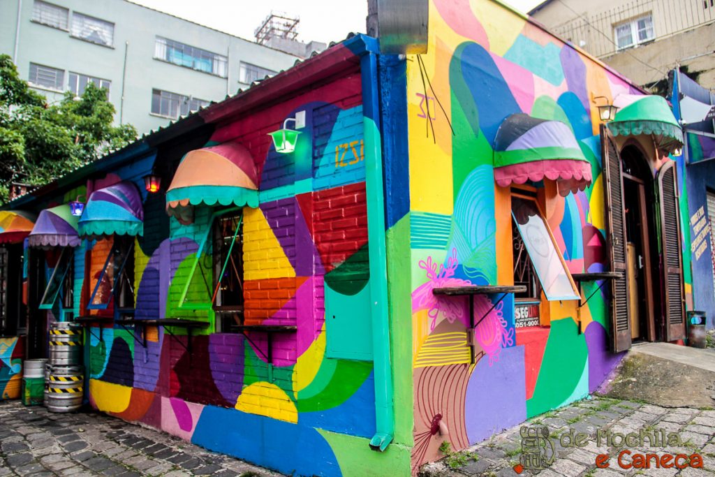 4 bares com temática latina em Curitiba.