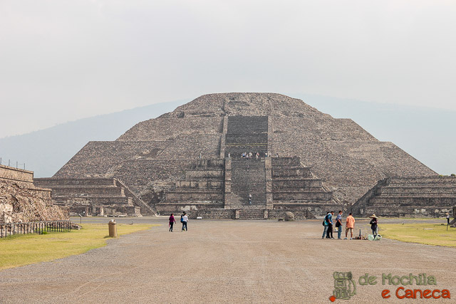 Pirámide de la Luna - Teotihuacan