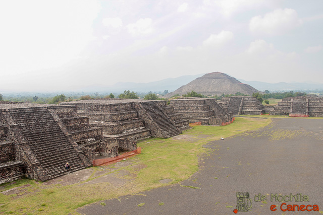 Detalhes das pirâmides na Plaza de la Luna. Teotihuacan