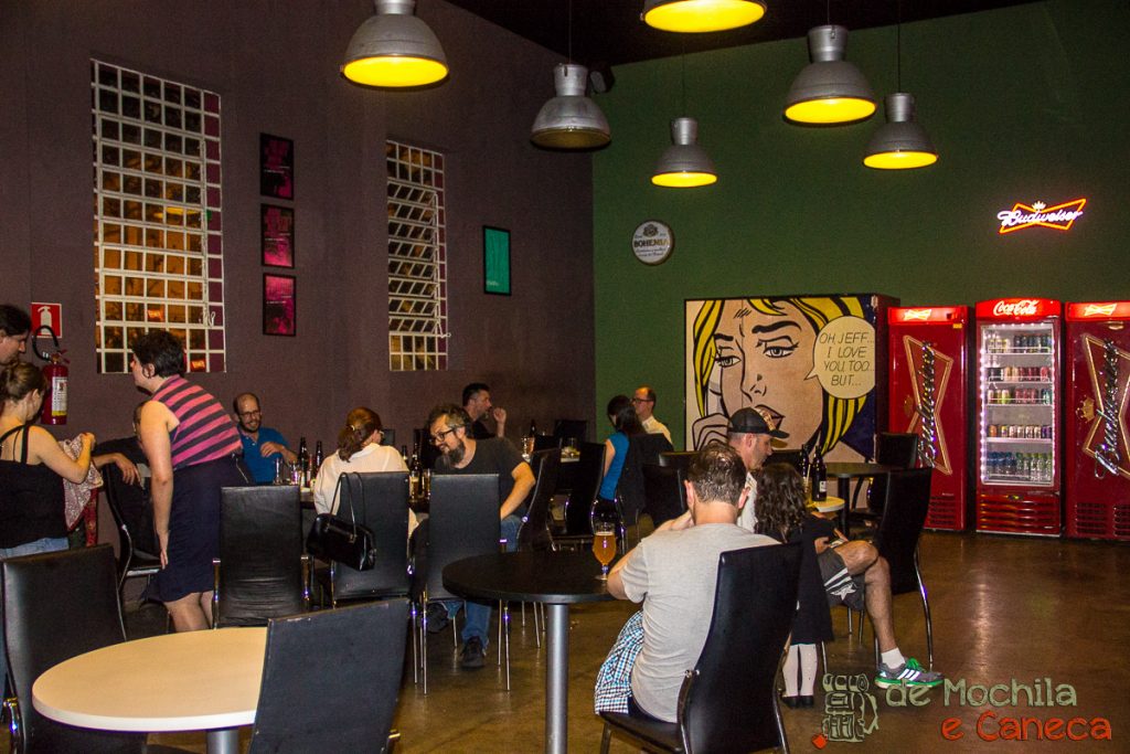 bares com temática latina