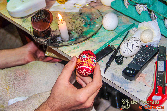 Produção de Pêssankas. Pequena Ucrânia