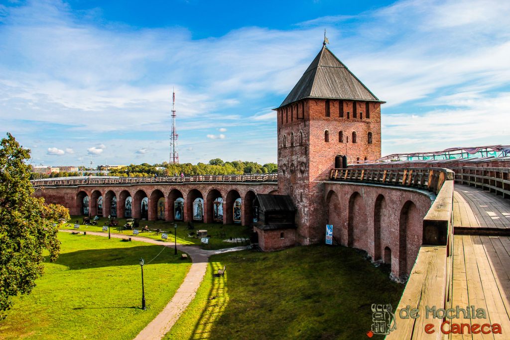 Passeio pelas Muralhas do Kremlin.