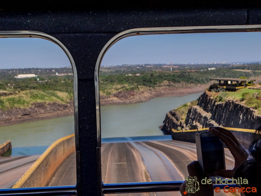 Vertedouros - Usina Itaipu