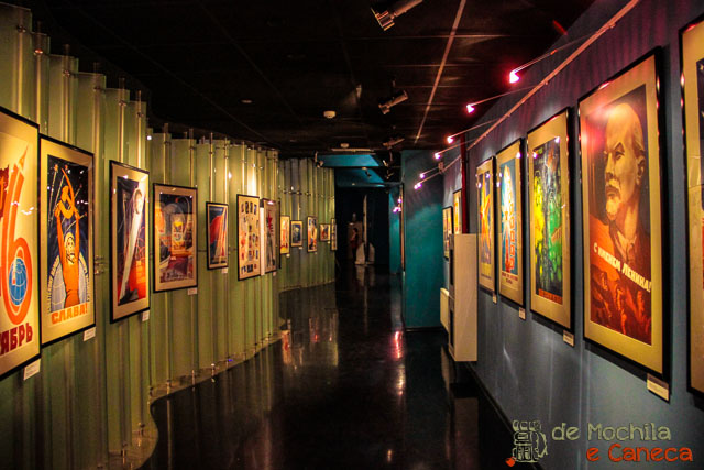 Cartazes soviéticos Cartazes de propaganda soviética.