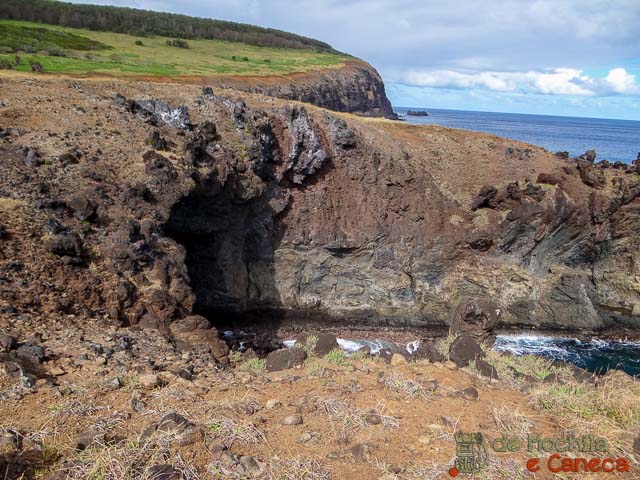 Cavernas da Ilha de Páscoa Cavernas da Ilha de Pascoa - Rapa Nui (14)