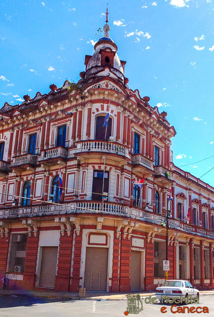 Assunção e seus edifícios coloniais.