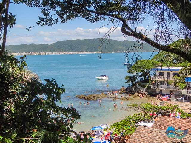 Vista panorâmica da Praia da Sepultura. Vista panorâmica da Praia da Sepultura.