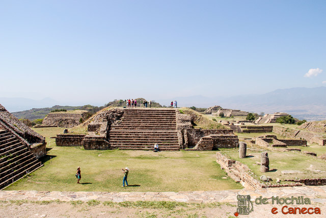 Edificio A (ao centro). Edificio A (ao centro).