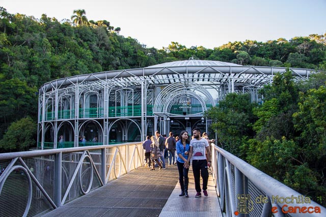 Opera de Arame - Curitiba. atrativos imperdíveis de Curitiba-Opera de Arame
