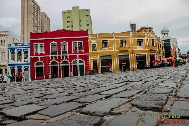 Largo da Ordem atrativos imperdíveis de Curitiba-Largo da Ordem