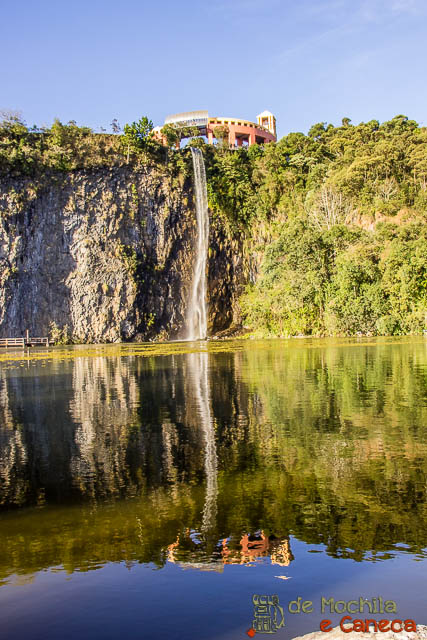 Parque Tanguá-cachoeira