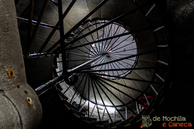 Só uma escadinha.. Catedral de São Isaac - Russia-9