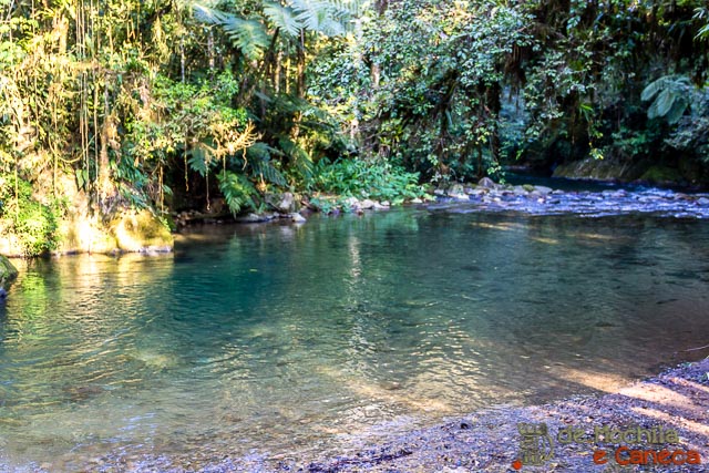 Núcleo Santana-Piscina natural do rio Betari