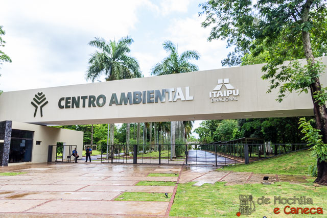 Entrada do Centro Ambiental Itaipu, que dá acesso ao Museu da Terra Guarani. Museu da Terra Guarani-Centro Ambiental