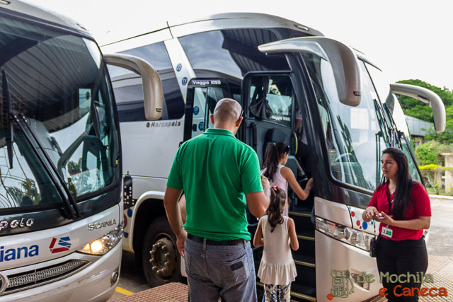 Passeio de ônibus pela Itaipu