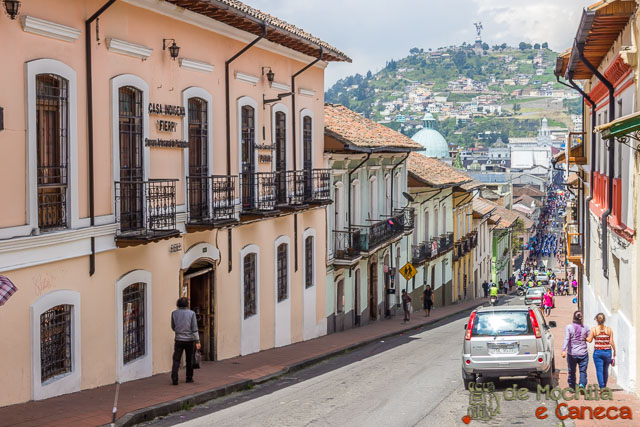 Rua das sete cruzes - Quito. Free Walking Tour em Quito-Calledelas7cruzes