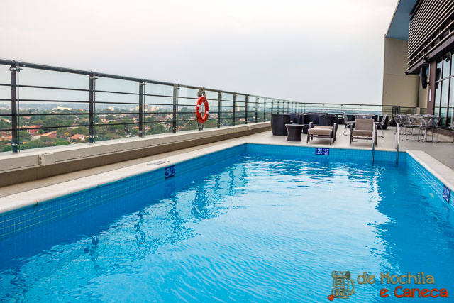 Review_Hotel Aloft Asuncion-piscina