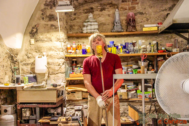 Artesão em Tallinn. Centro Histórico de Tallinn-Talin.