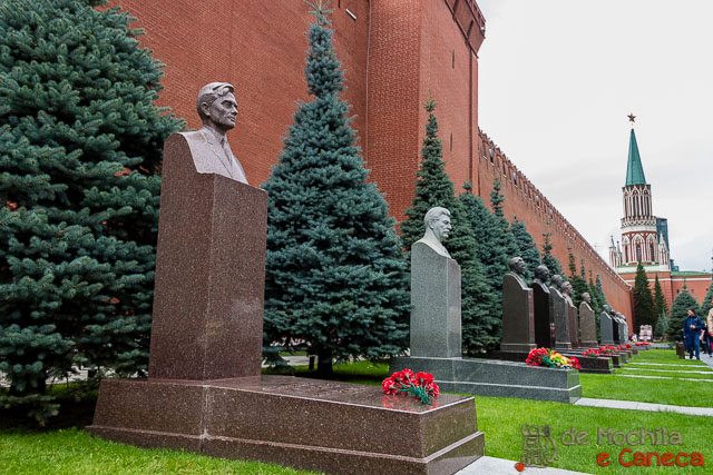 Praça Vermelha de Moscou - Necrópole da Muralha do Kremlin.