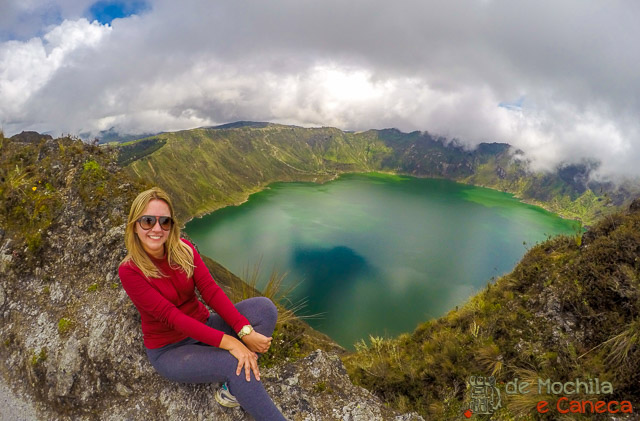 trilha que contorna a cratera do Vulcão Quilotoa