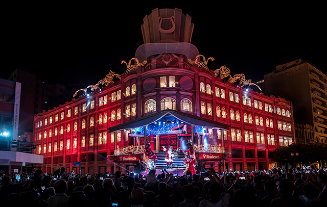Apresentação no Palácio Avenida em 2017. Apresentação no Palácio Avenida em 2017.