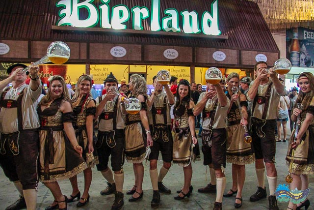 Festas em Santa Catarina - Oktoberfest Blumenau.
