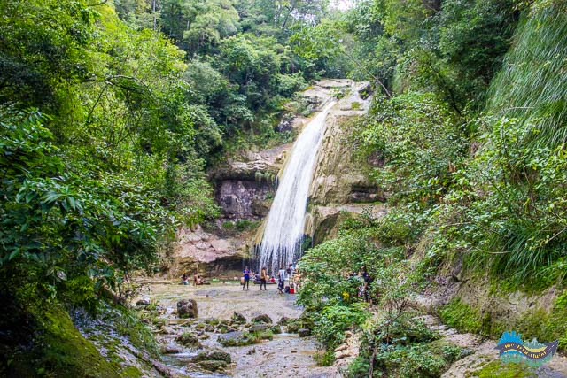 Vista da Cachoeira grande de Espejillos. Cachoeira Grande - Monumento natural Espejillos.
