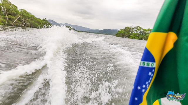 Barco para Superagui