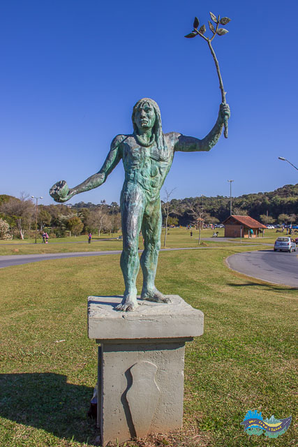 Cacique Tindiquera - Parque Tingui Cacique Tindiquera - Líder Tingui