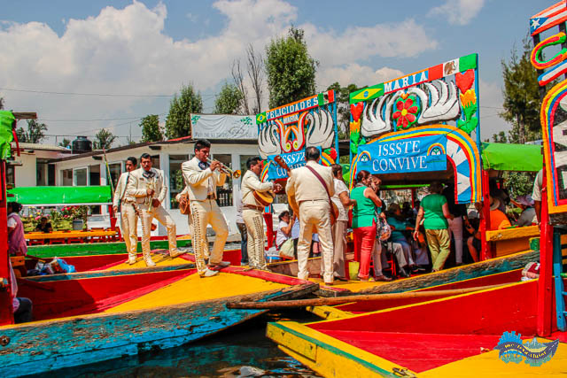 Festa nas Trajineras Mariachis