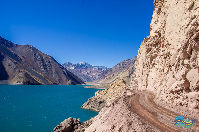 Estrada do Embalse el Yeso.