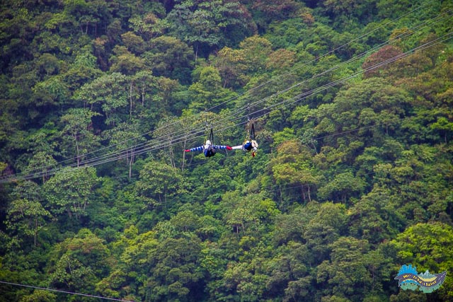 Tirolesa - atividades no Equador