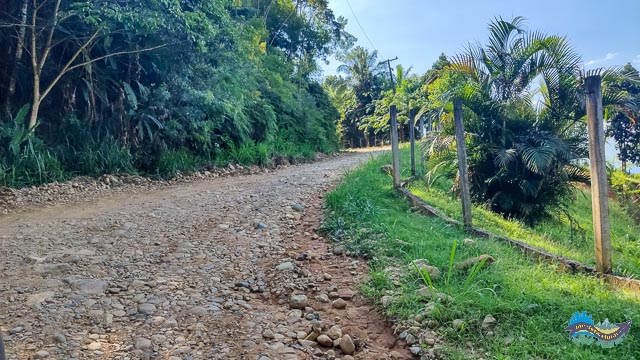 Acesso ao Salto Sagrado - Morretes. Acesso ao Salto Sagrado - Morretes.