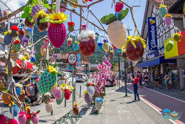 Cidade enfeitada para a Osterfest - Pomerode 