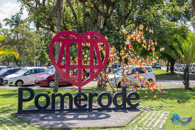 Letreiro de Pomerode feito no estilo Enxaimel