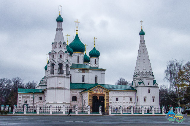 Igreja do Profeta Elias Igreja do Profeta Elias - Igreja ortodoxa na Praça Soviética, em Yaroslavl, na Rússia.