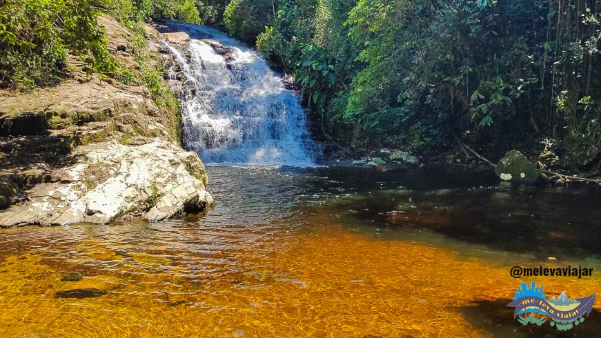 Cachoeira com água cristalina em Morretes - jajá